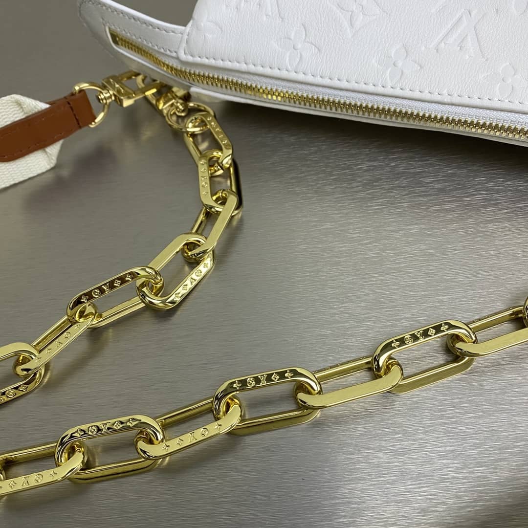 Louis Vuitton 7 Star Chain Clutch Bag White