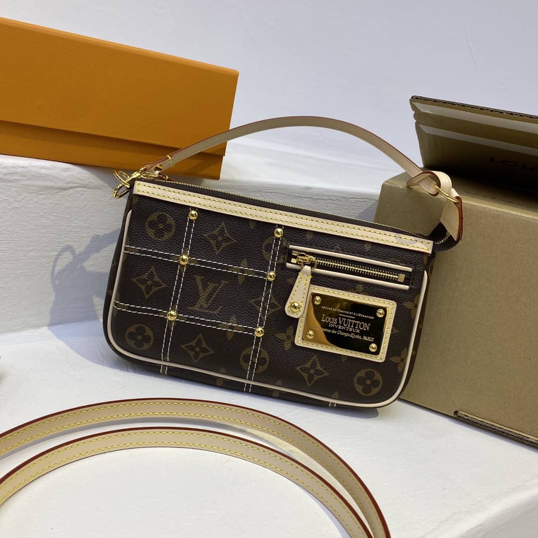 Louis Vuitton Pochette Dupe Monogram Riveting Accessories M51980 Brown