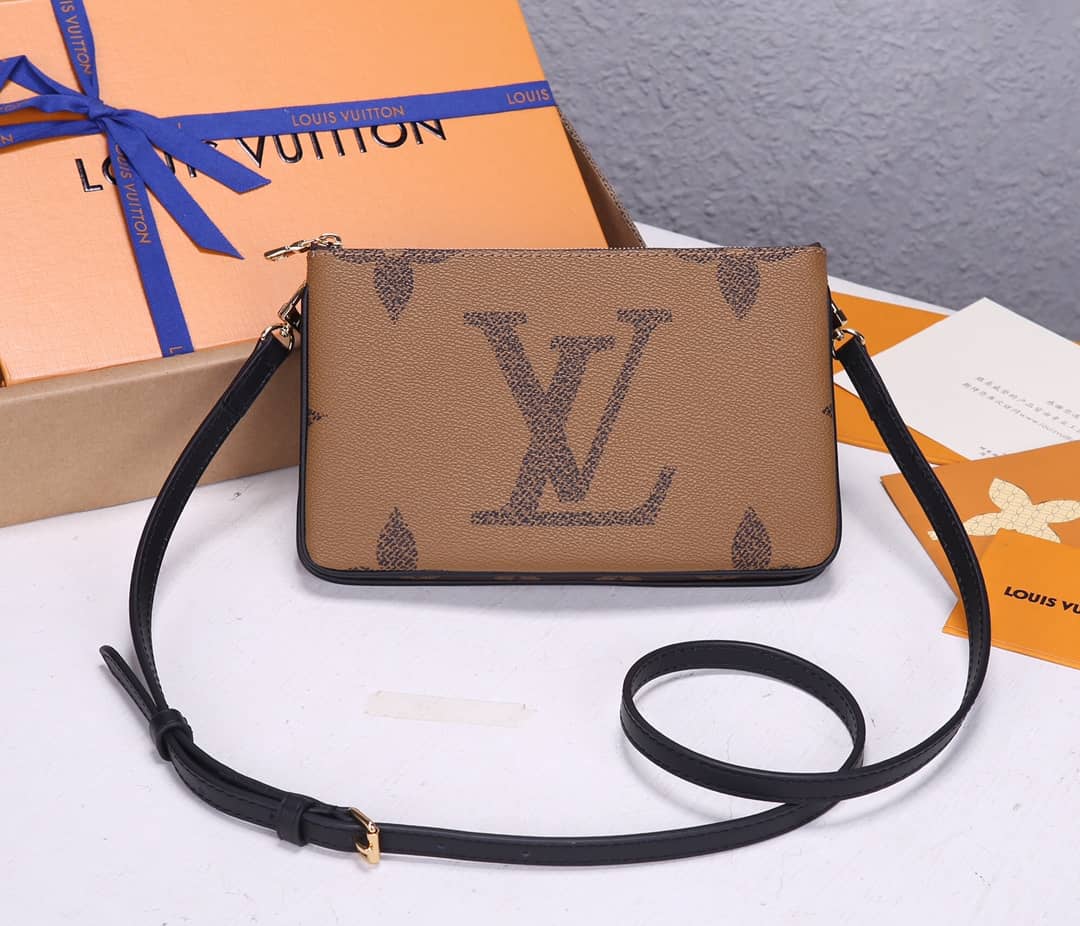 Louis Vuitton Pochette Double Zip Monogram Replica Bag M69203