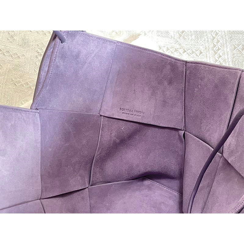 Bottega Veneta Bag Dupe 2108SF0157