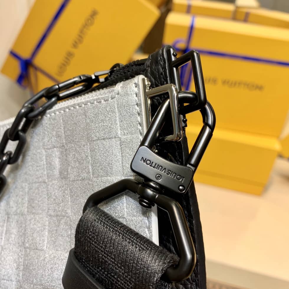 Louis Vuitton Trio Pouch Glitter Silver M59682 Replica