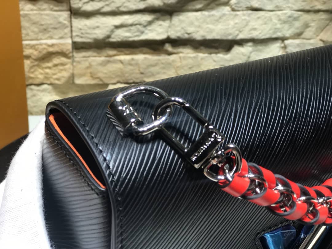 Louis Vuitton Twist MM Bag Black M50296 Replica