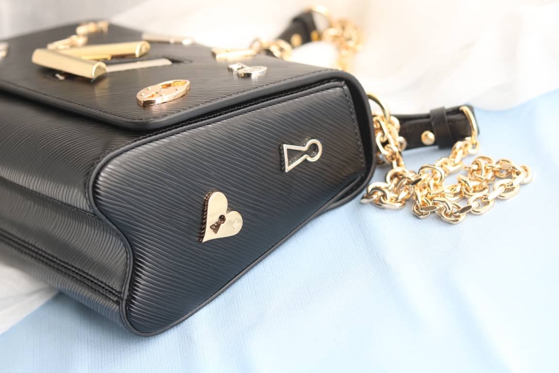 Louis Vuitton Twist Epi Handbag Replica