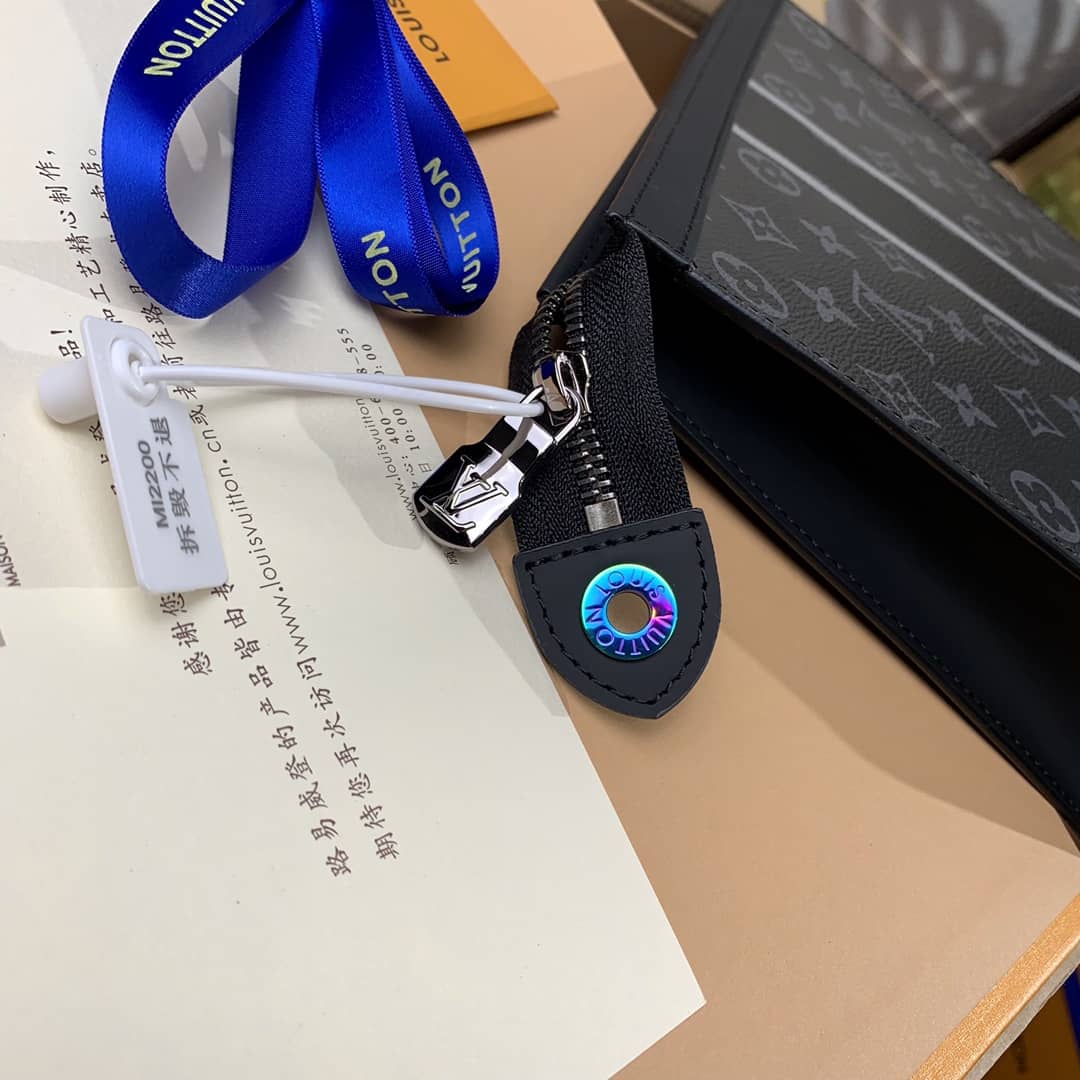 Louis Vuitton Pochette Voyage Bag M64440 Replica