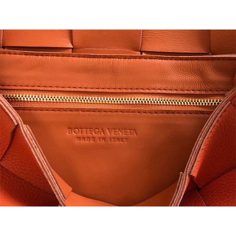 Bottega Veneta Bag Dupe 2108SF0177