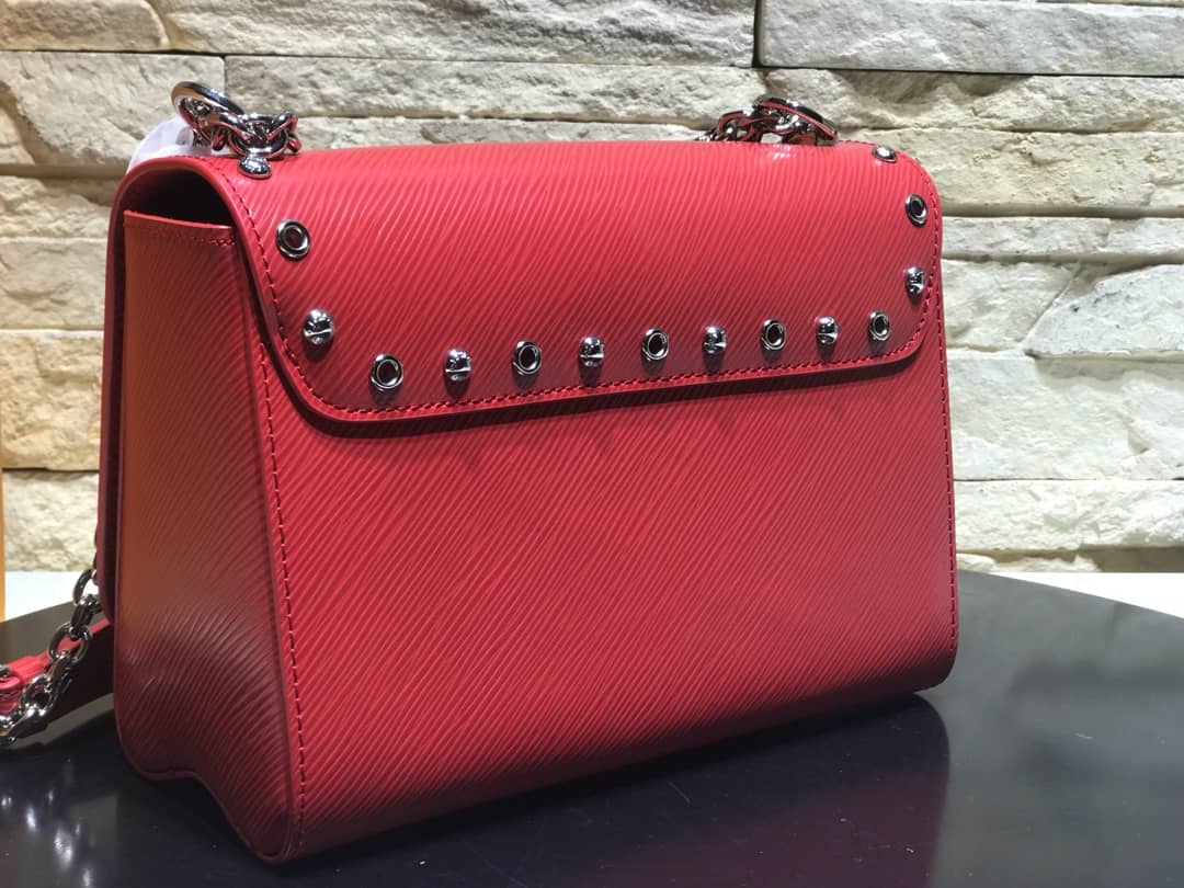 Louis Vuitton AAA Replica Twist MM Chain Shoulder Bag