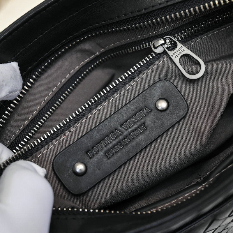 New Collection Bags 2111YZ0024