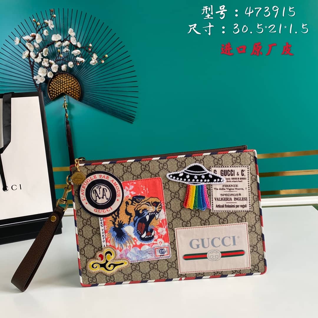 Gucci GG Supreme Monogram Courrier Zip Pouch Replica 473915