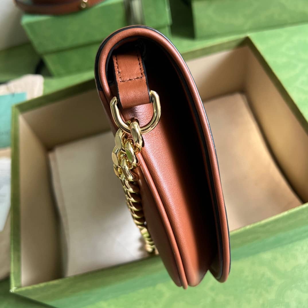 Gucci Blondie 699268 Shoulder Bag Brown Replica