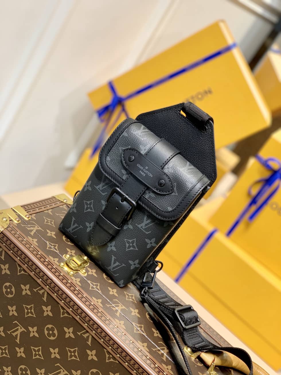 Louis Vuitton Saumur Slingbag Monogram Eclipse M45912 Replica Shoulder Bag