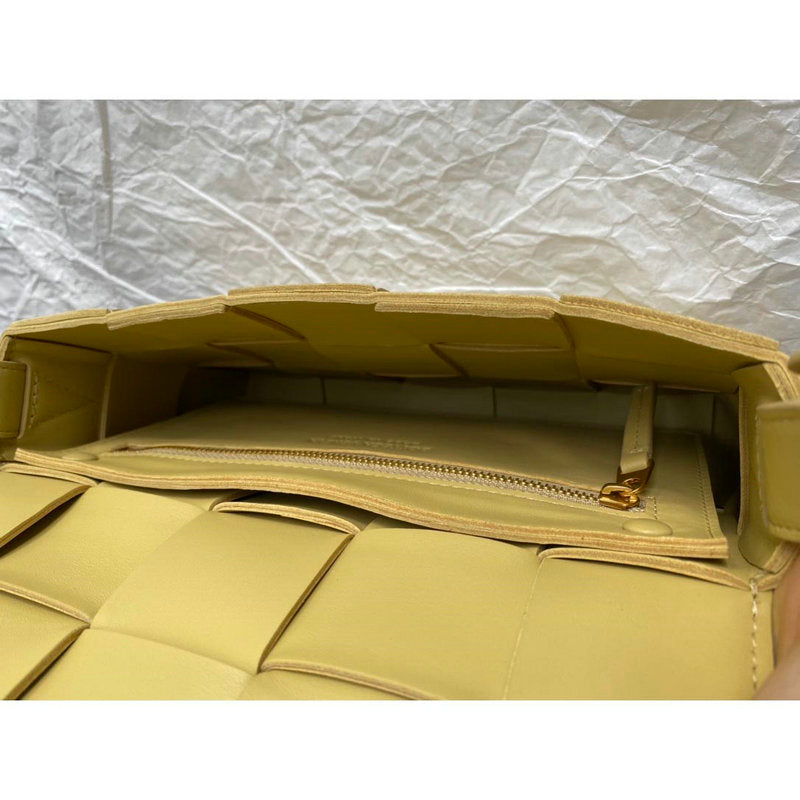 Bottega Veneta Bag Dupe 2108SF0221