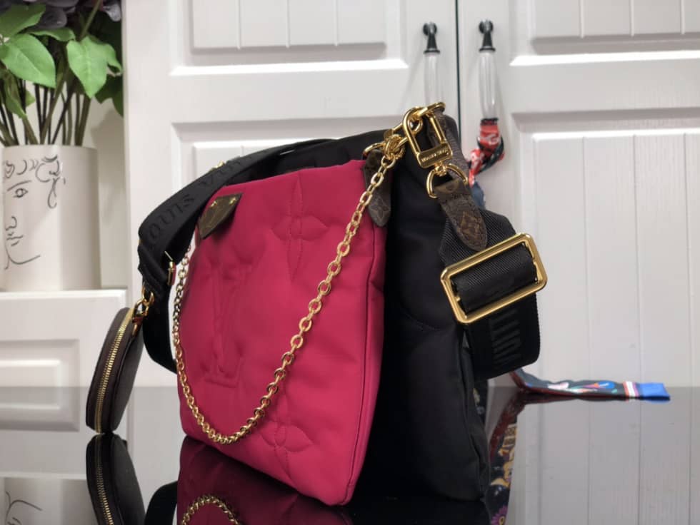 Louis Vuitton Maxi Multi Pochette Accessoires M58977 Replica Shoulder Bag