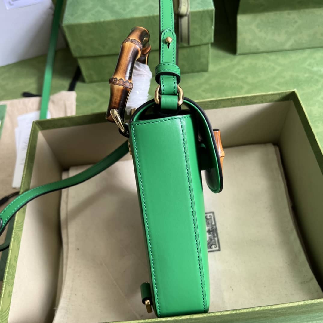 Gucci Bamboo Mini Crossbody Handbag 702106 Replica