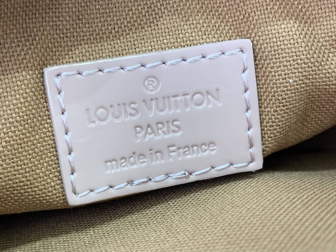 Louis Vuitton Pochette Dupe Monogram Vernis Accessories Replica Pouch Pink M58009