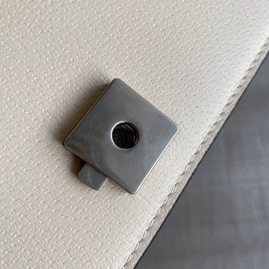 Gucci Dionysus Dupe GG Supreme Dionysus Chain Replica Shoulder Bag White 400249