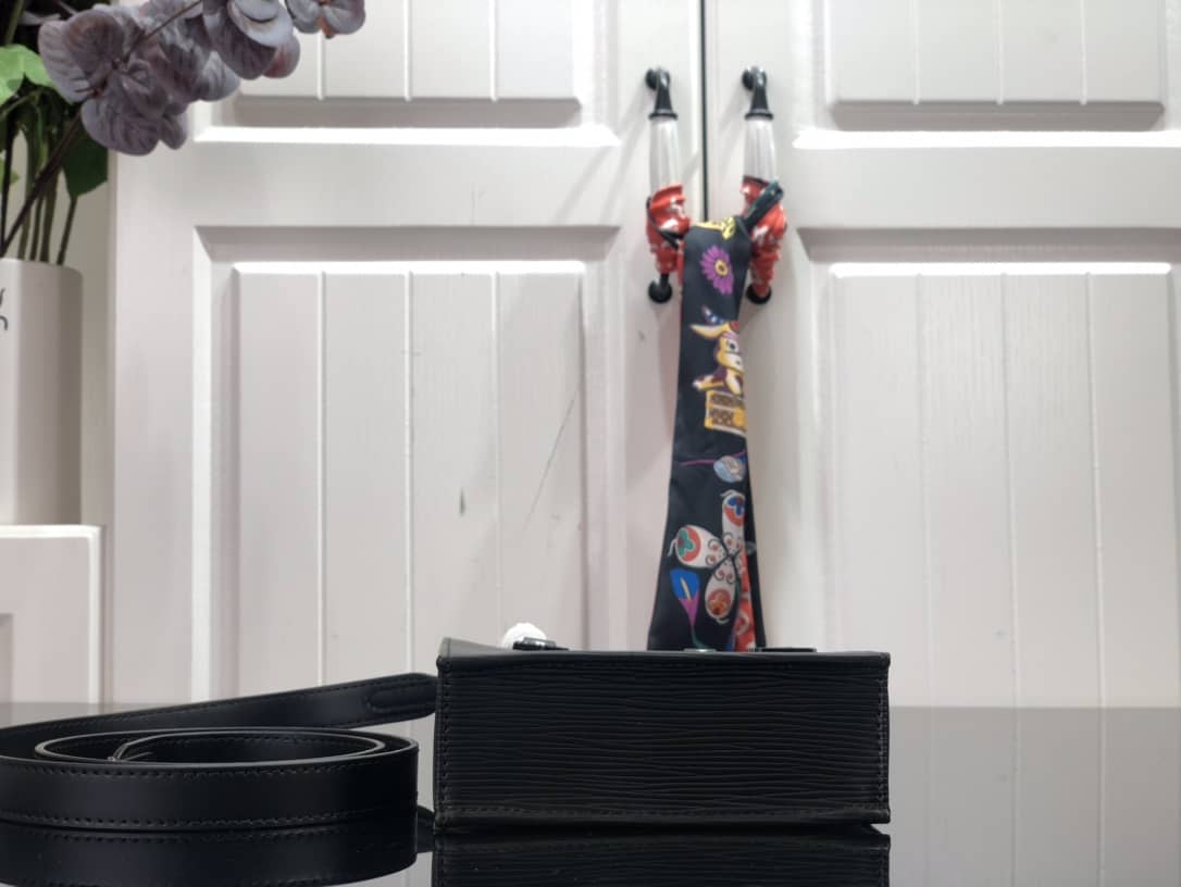 Louis Vuitton Petit Sac Plat Flat Shoulder Bag Replica Black M80169