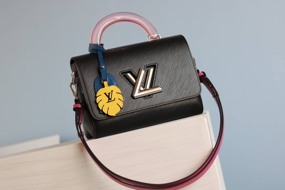 Louis Vuitton Epi Twist PM Chain Black M50332 Replica Crossbody Bag