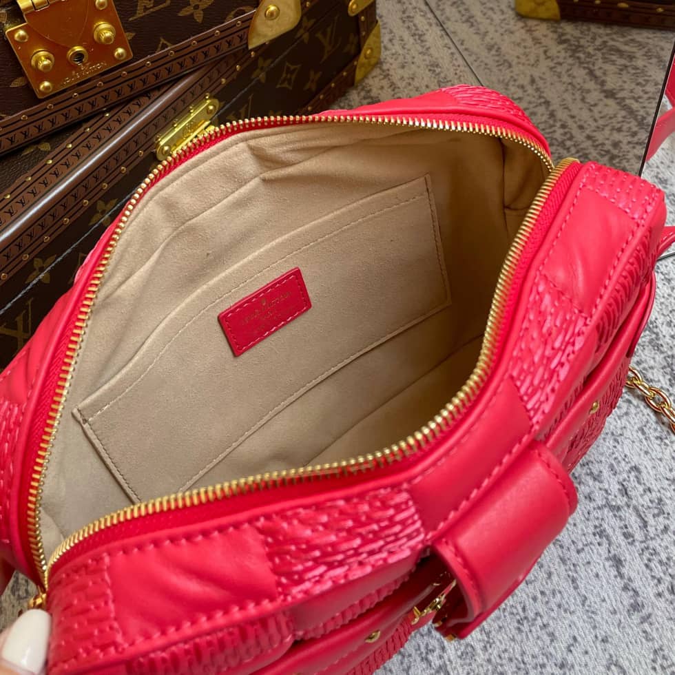 Louis Vuitton Troca MM Red M59111 Replica Camera Bag