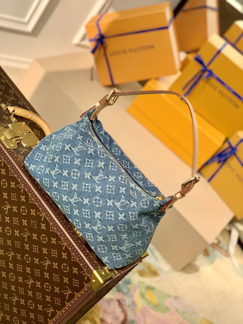 Louis Vuitton Denim Vintage M44464 Replica Shoulder Bag