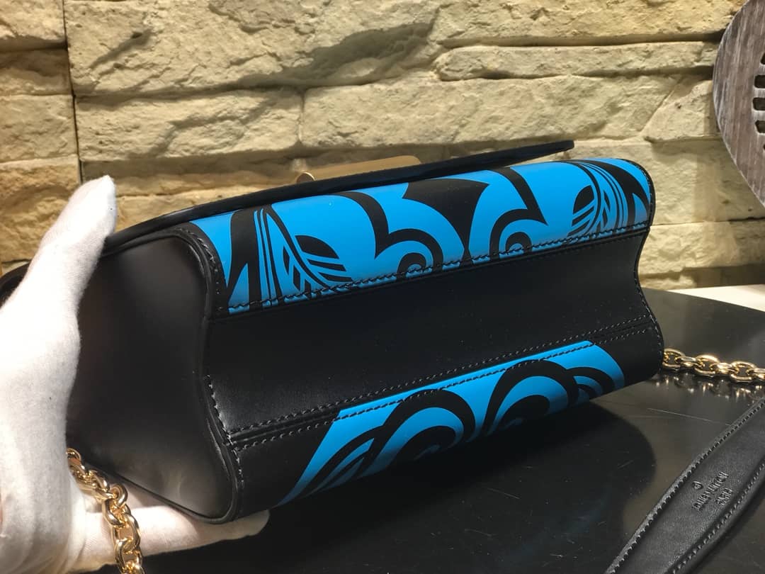 Louis Vuitton Twist MM Bag Blue M50296 Replica