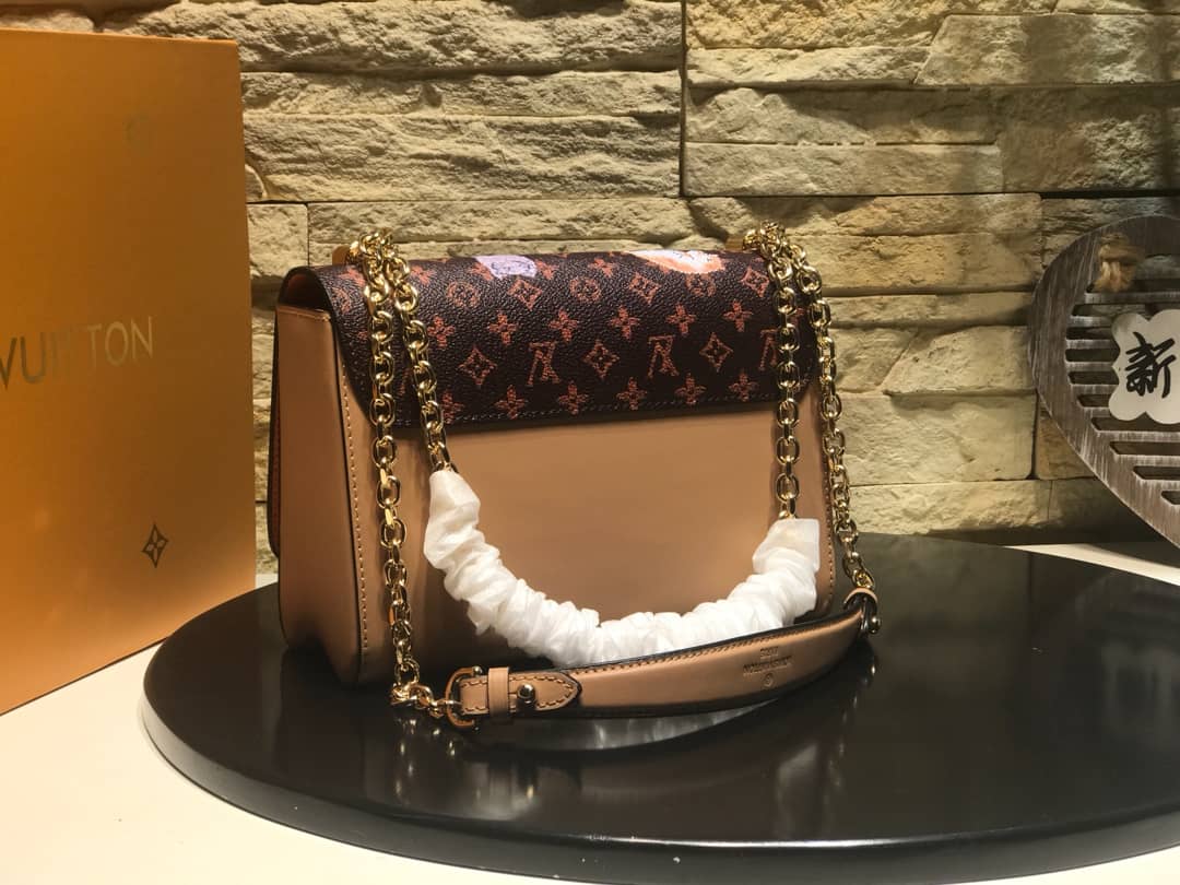 Louis Vuitton Twist Epi Handbag Replica