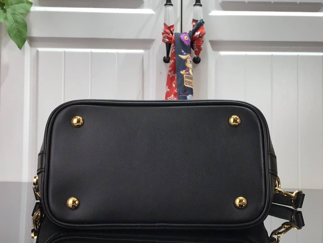 Louis Vuitton Cruiser PM Calfskin Leather Replica Bag Black M57934