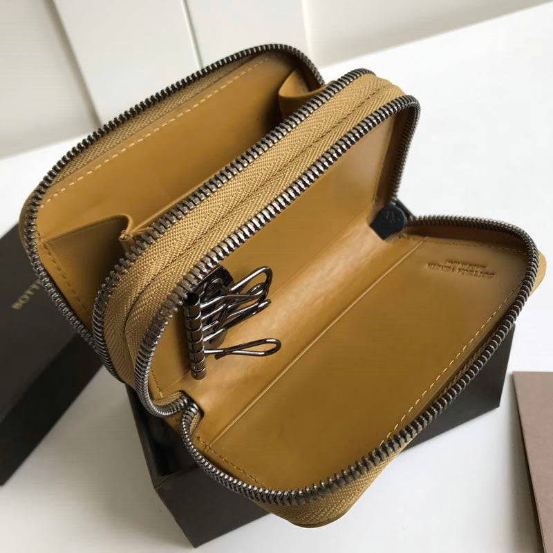 Bottega Veneta Bag Dupe 2108SF0154