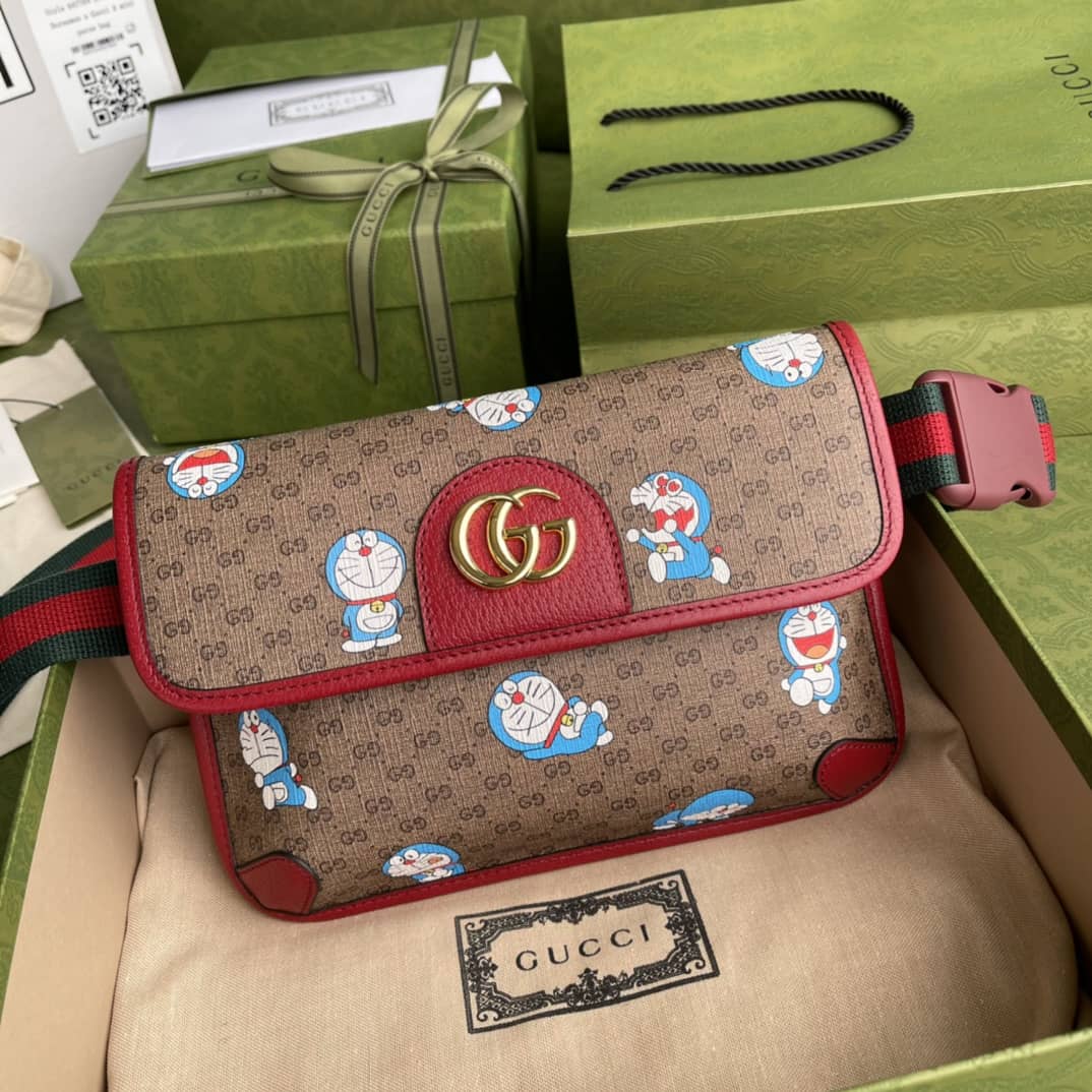 Gucci Doraemon x Gucci Small Belt Bag Replica 647817