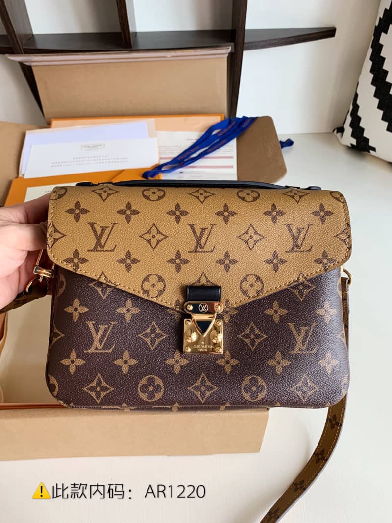 Best Replica Louis Vuitton Pochette Metis Small Leather Crossbody Bag Replica M44876(ColaReps)