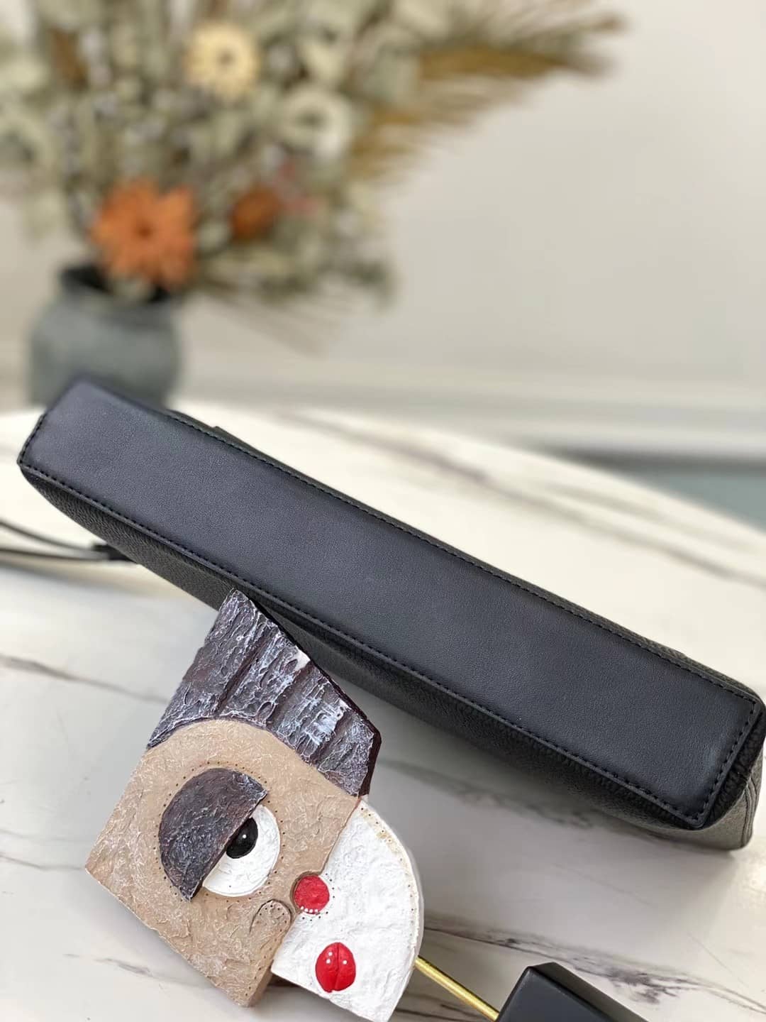 Louis Vuitton Aerogram IPad Pouch Grained Calf Leather Replica M69837