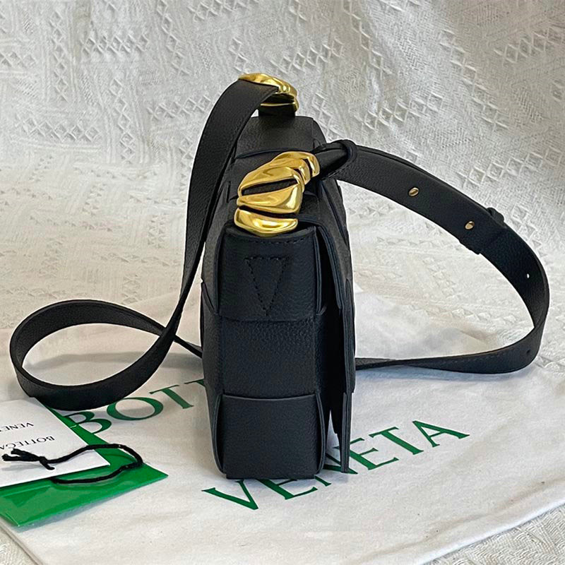 Bottega Veneta Bag Dupe 2108SF0181