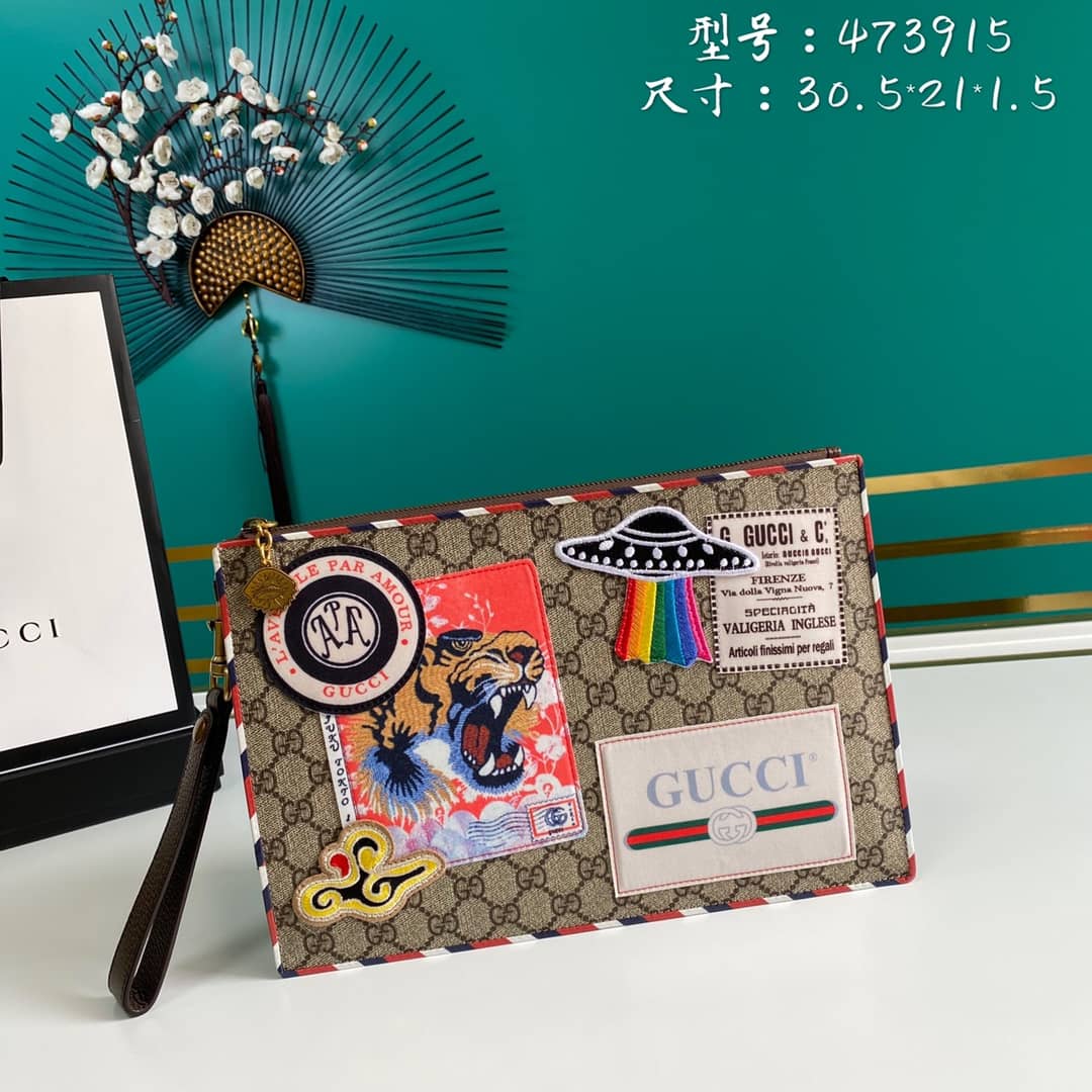 Gucci GG Supreme Monogram Courrier Zip Pouch Replica 473915