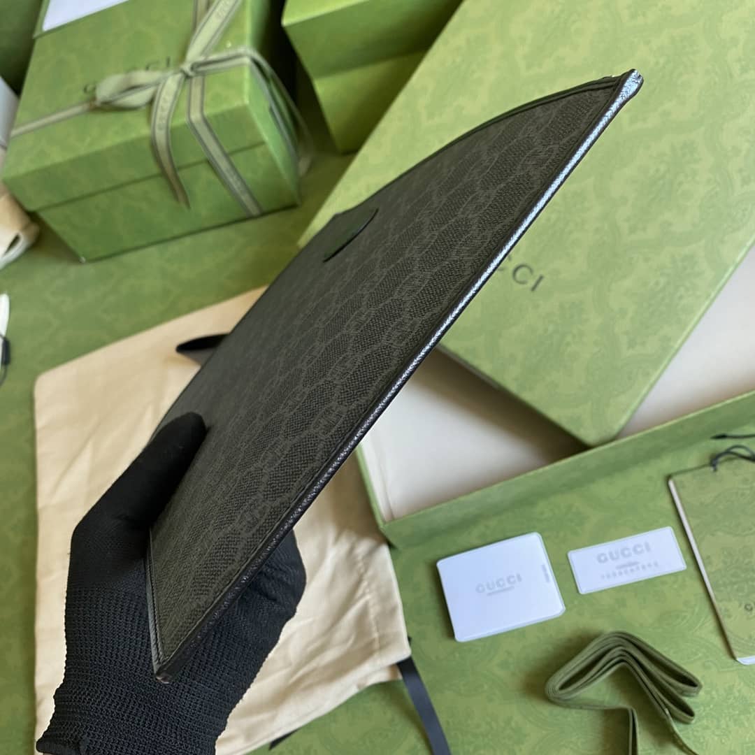 Gucci GG Supreme Pouch Replica 672953