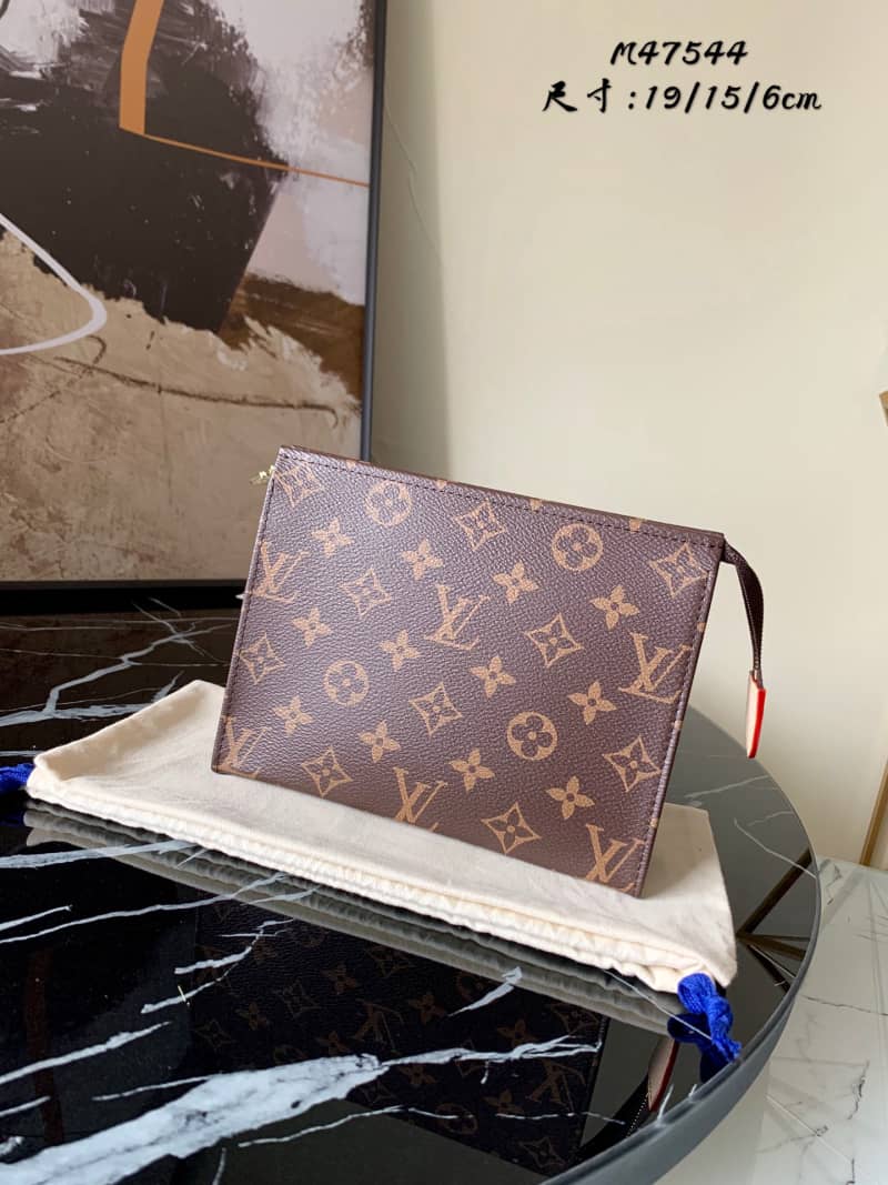 Louis Vuitton Toiletry Pouch Monogram Canvas Replica M47544
