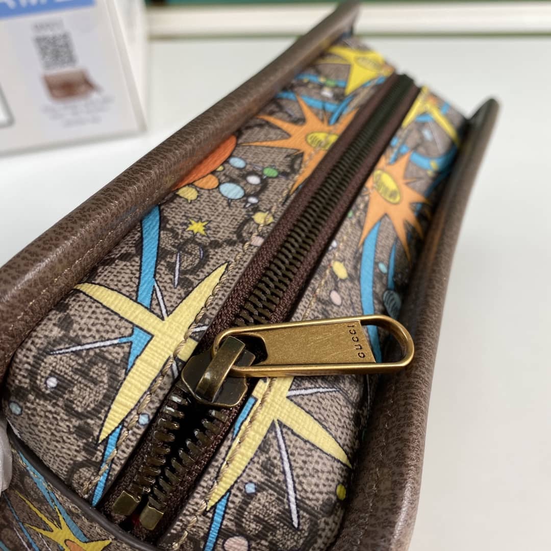 Gucci X Disney  Donald Duck Cosmetic Case Replica 647929