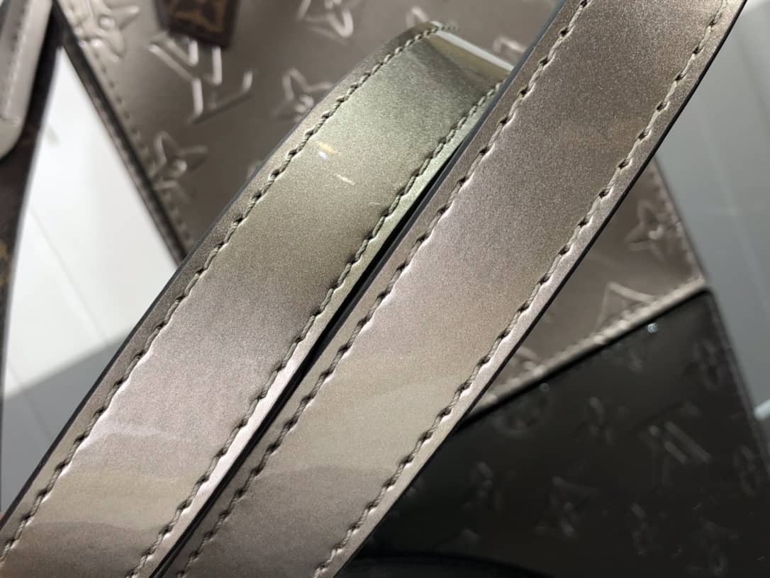 Louis Vuitton Petit Sac Plat Flat Shoulder Bag Replica Gray M80169