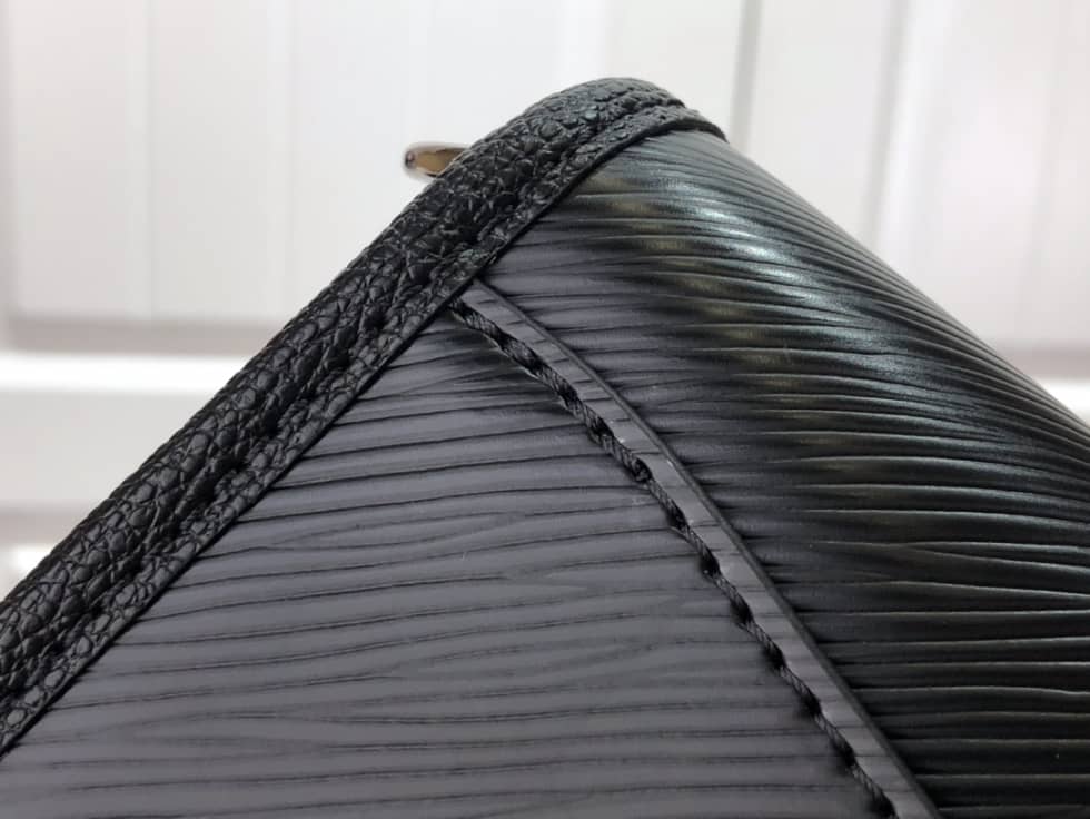 Louis Vuitton Buci Epi Leather M59386 Replica Crossbody Bag