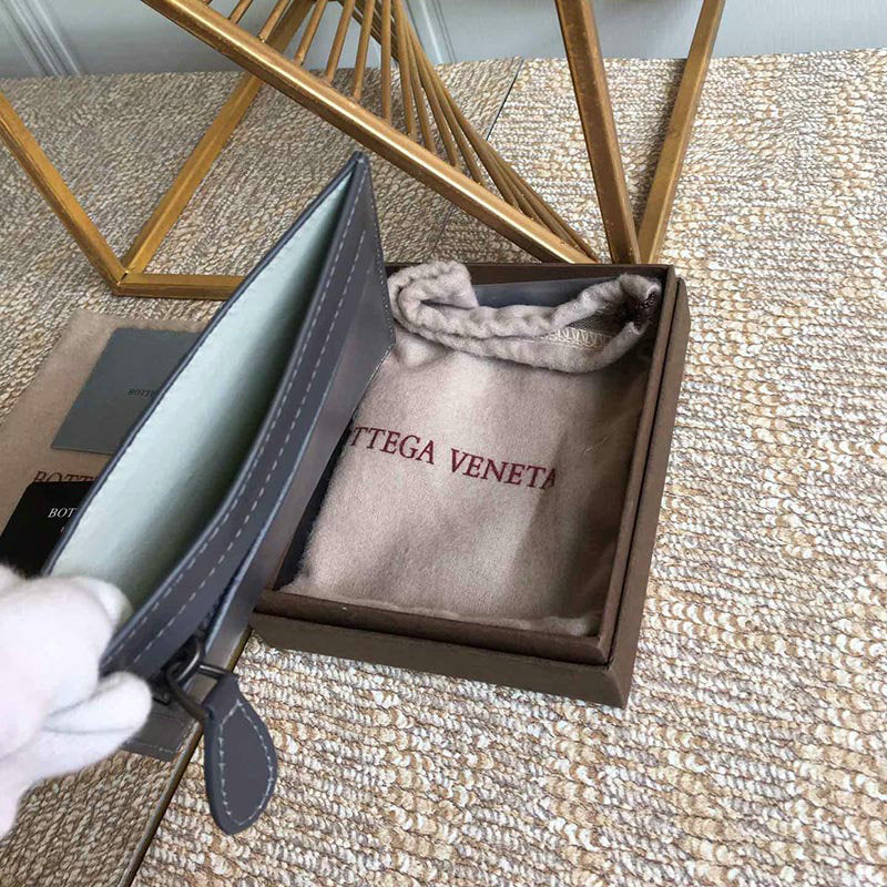 Bottega Veneta Dupe 2108SF0077