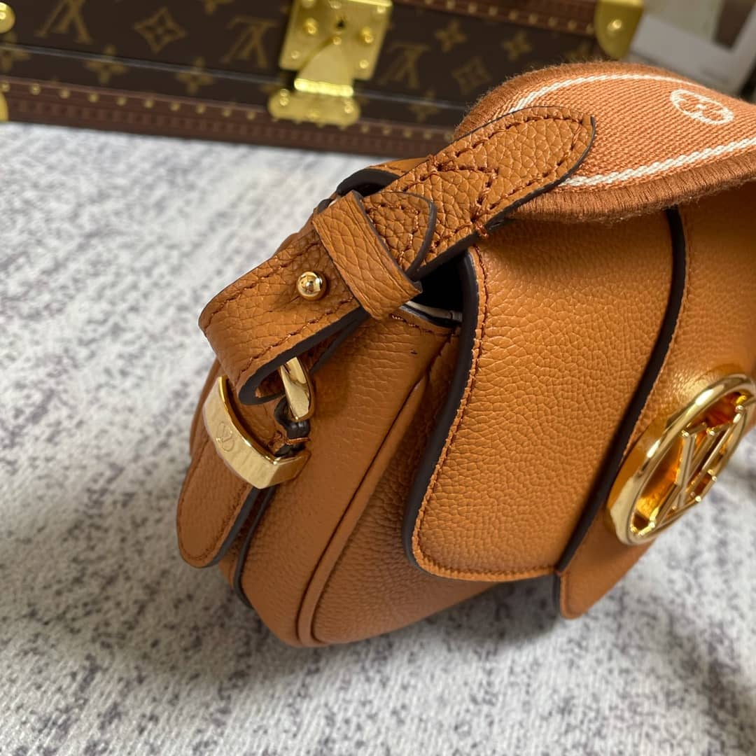 Louis Vuitton Pont 9 Soft MM Replica Handbag M58729