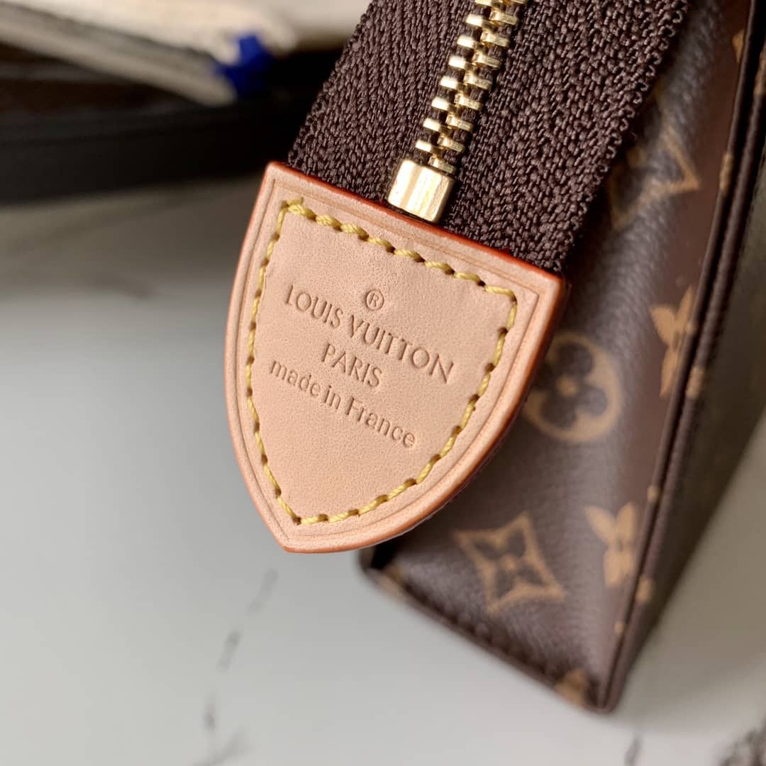 Louis Vuitton Toiletry Pouch Monogram Canvas Replica M47544