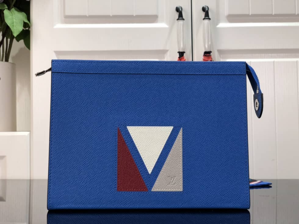 Louis Vuitton Taiga Pochette Voyage Blue M59147 Replica