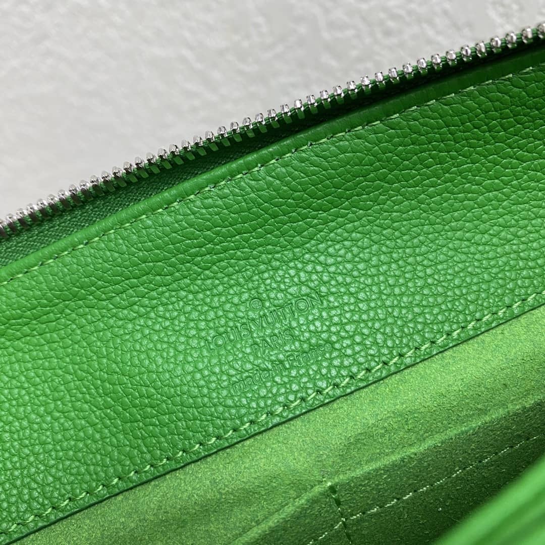 Cheap Louis Vuitton Chain Clutch Bag Green Online