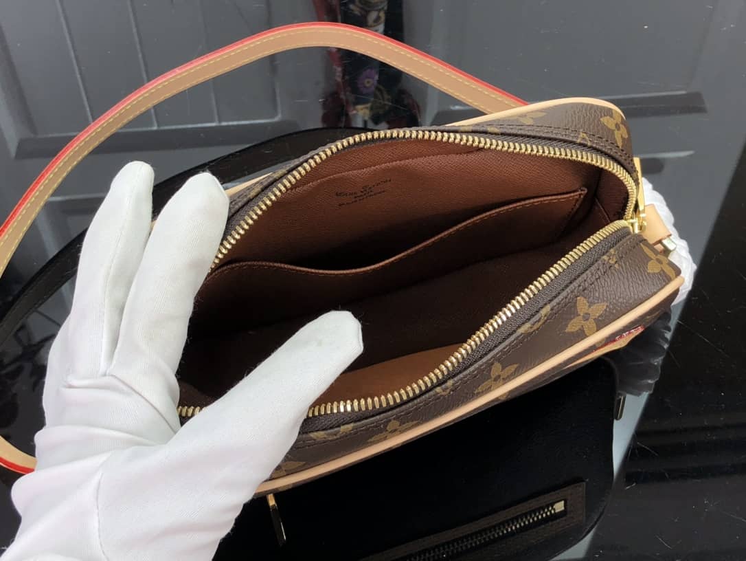 Louis Vuitton Pochette Cite Monogram Replica  Shoulder Bag M51183