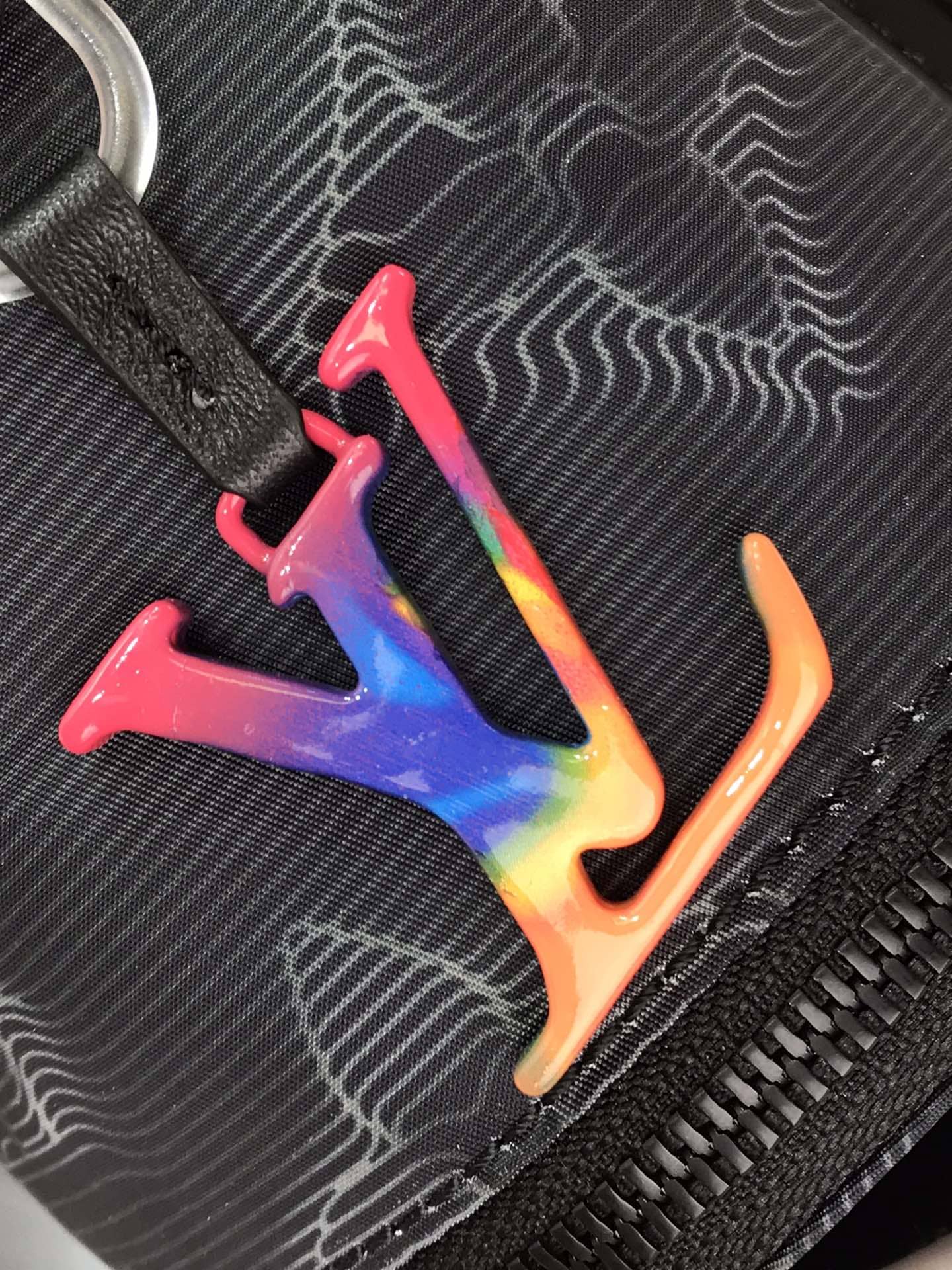 Louis Vuitton 2054 Expandable Polochon Replica Bucket Bag M45604