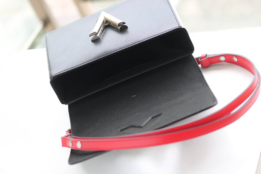 Louis Vuitton Twist Epi Handbag Replica