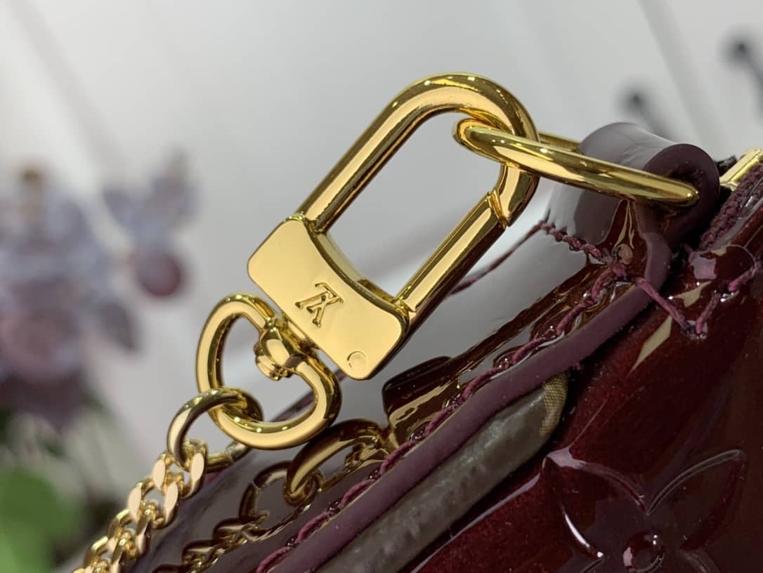 Louis Vuitton Pochette Dupe Monogram Vernis  Accessories  Pouch Purple M58009