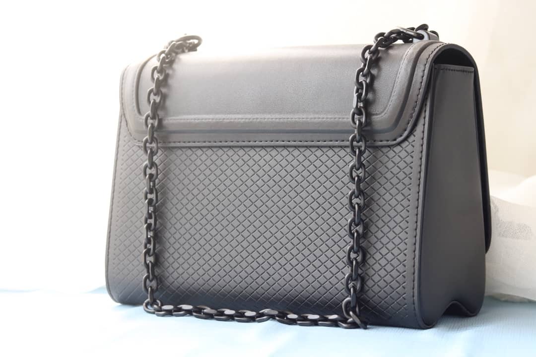 Louis Vuitton Twist Epi Handbag Replica Black M50320