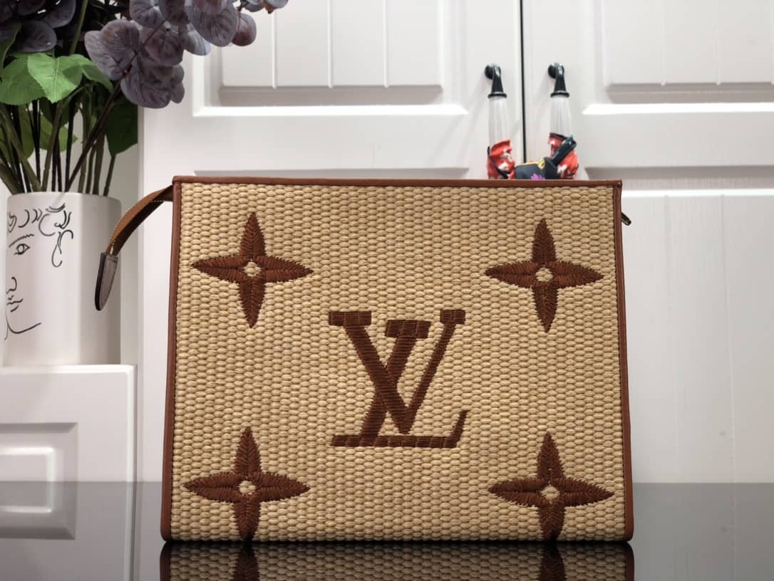 Louis Vuitton Monogram Giant Raffia Toiletry 26 Cosmetic Bag