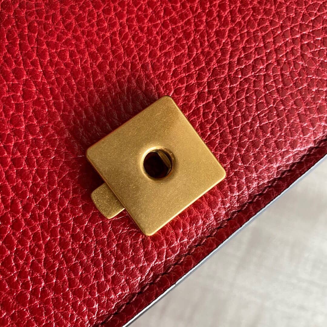 Gucci Dionysus Dupe GG Supreme Dionysus Chain Replica Shoulder Bag Red 400249