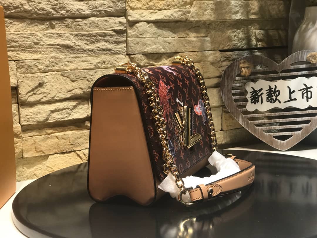 Louis Vuitton Twist Epi Handbag Replica